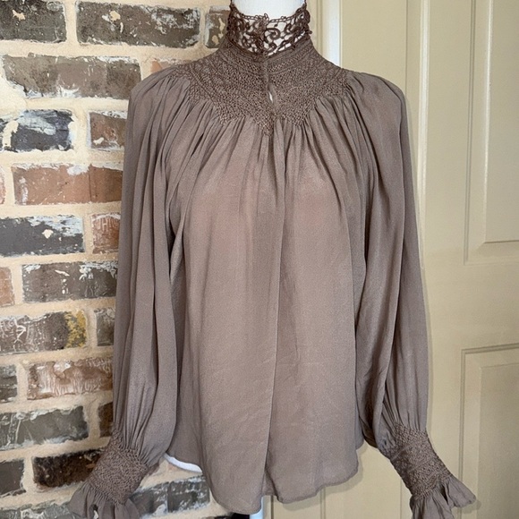 Anthropologie Love Sam Lissa Silk Peasant Blouse Embroidered Smocked Tan Sz XS - Picture 7 of 16